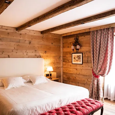 Auberge De La Maison Courmayeur Exterior photo