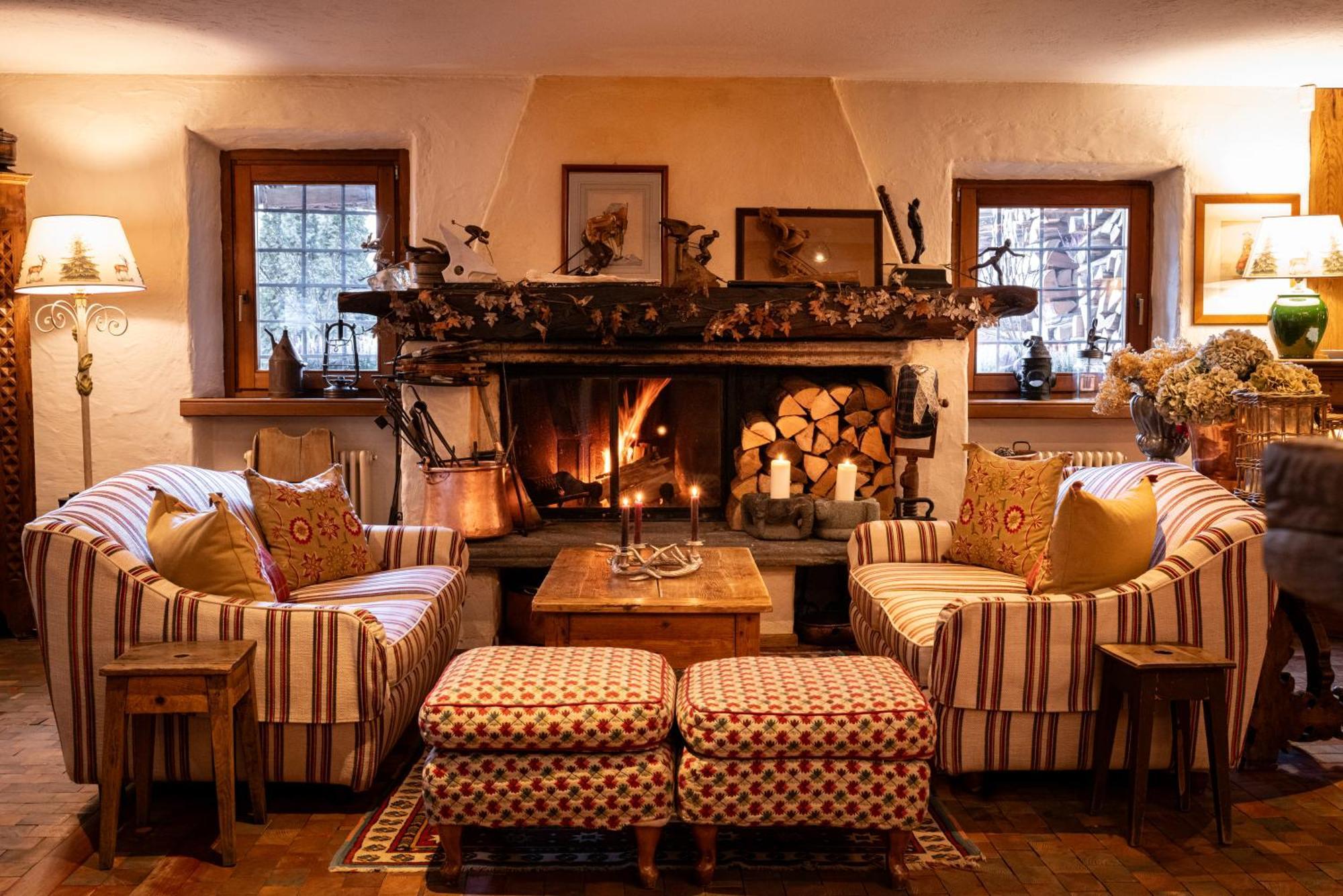 De La Maison Hotel